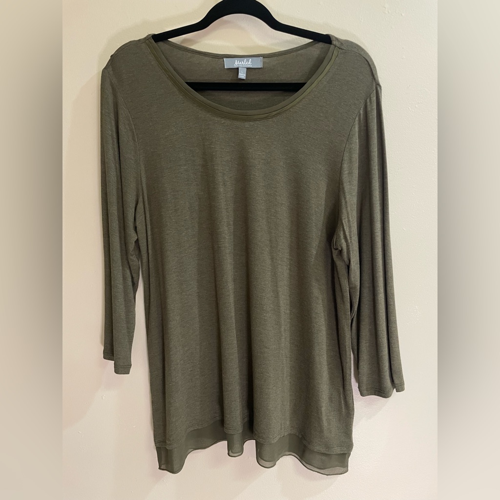Marled Reunited Clothing Olive Green Top 3/4 Sleeve Sheer Hem Women’s Size L